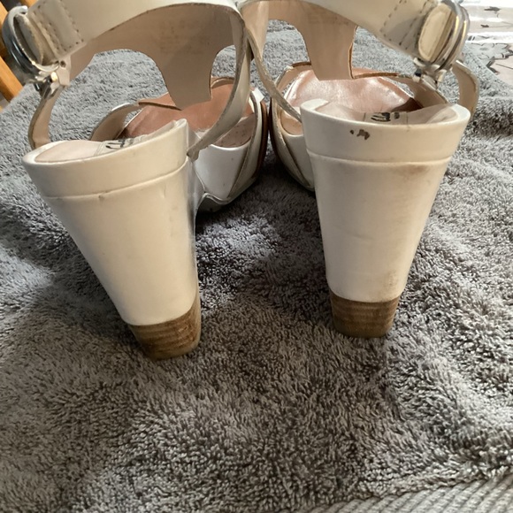 Summer platforms - Picture 3 of 3